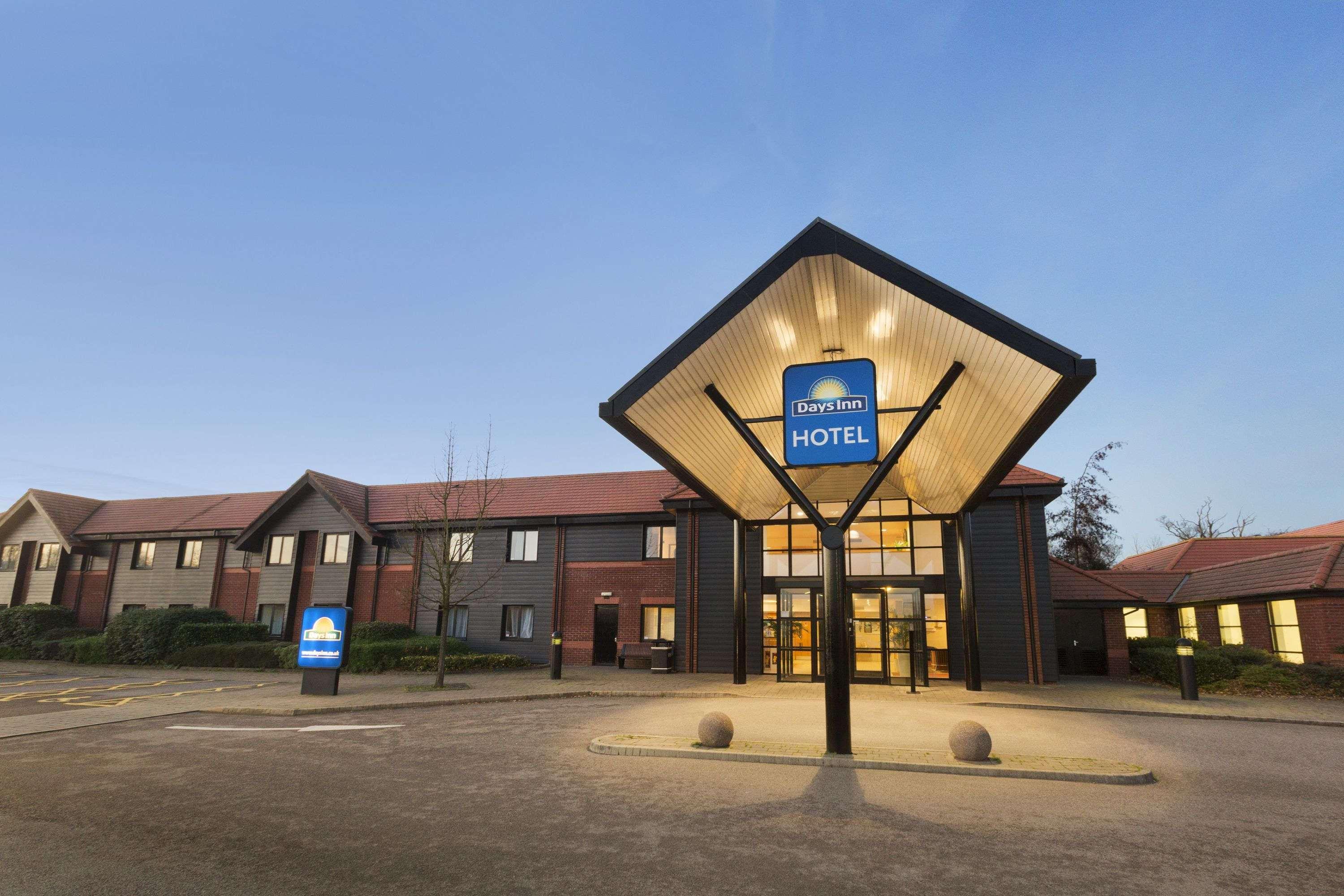 Days Inn Stevenage North Болдок Екстер'єр фото